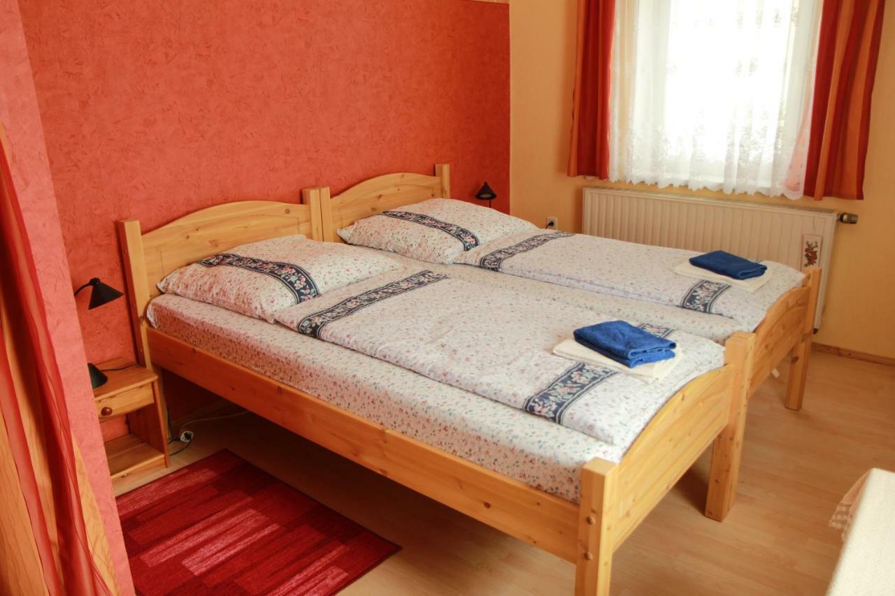 Ferienwohnung Im Herzen Des Nationalparks Hohnstein Exterior foto